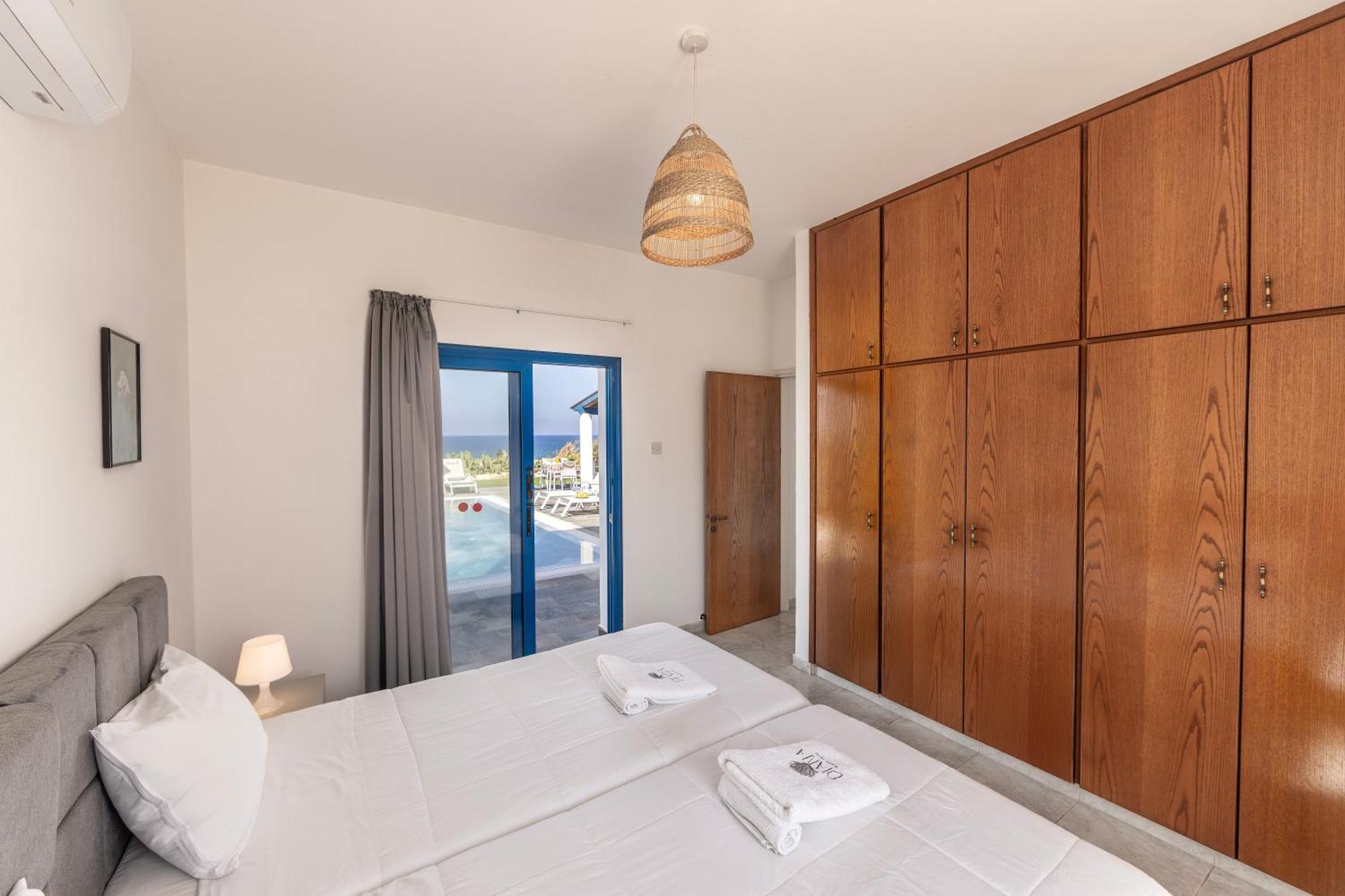 Diana Seaside Villas Pomos Esterno foto