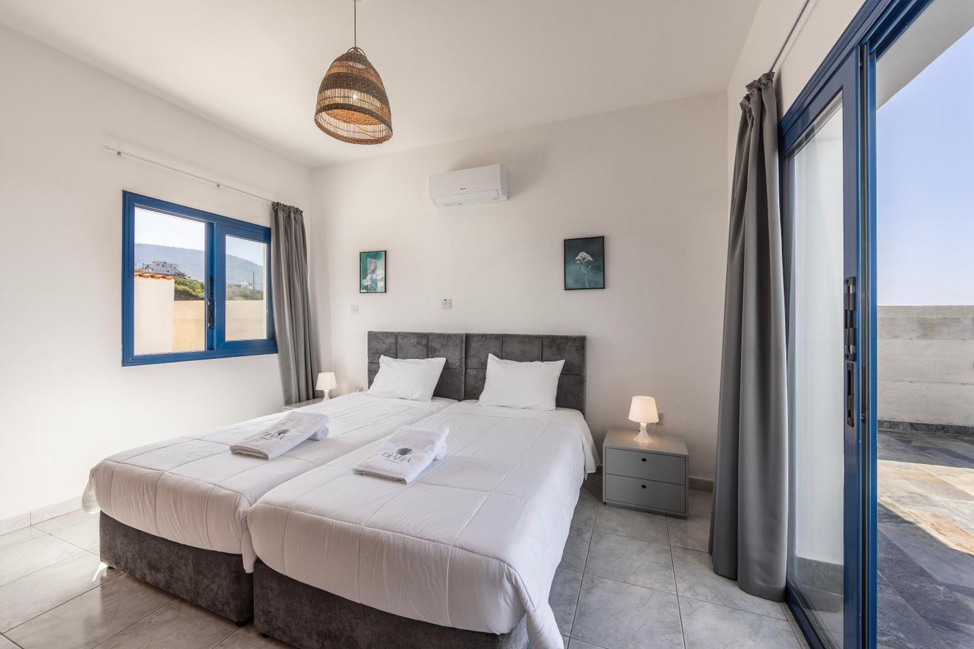 Diana Seaside Villas Pomos Esterno foto