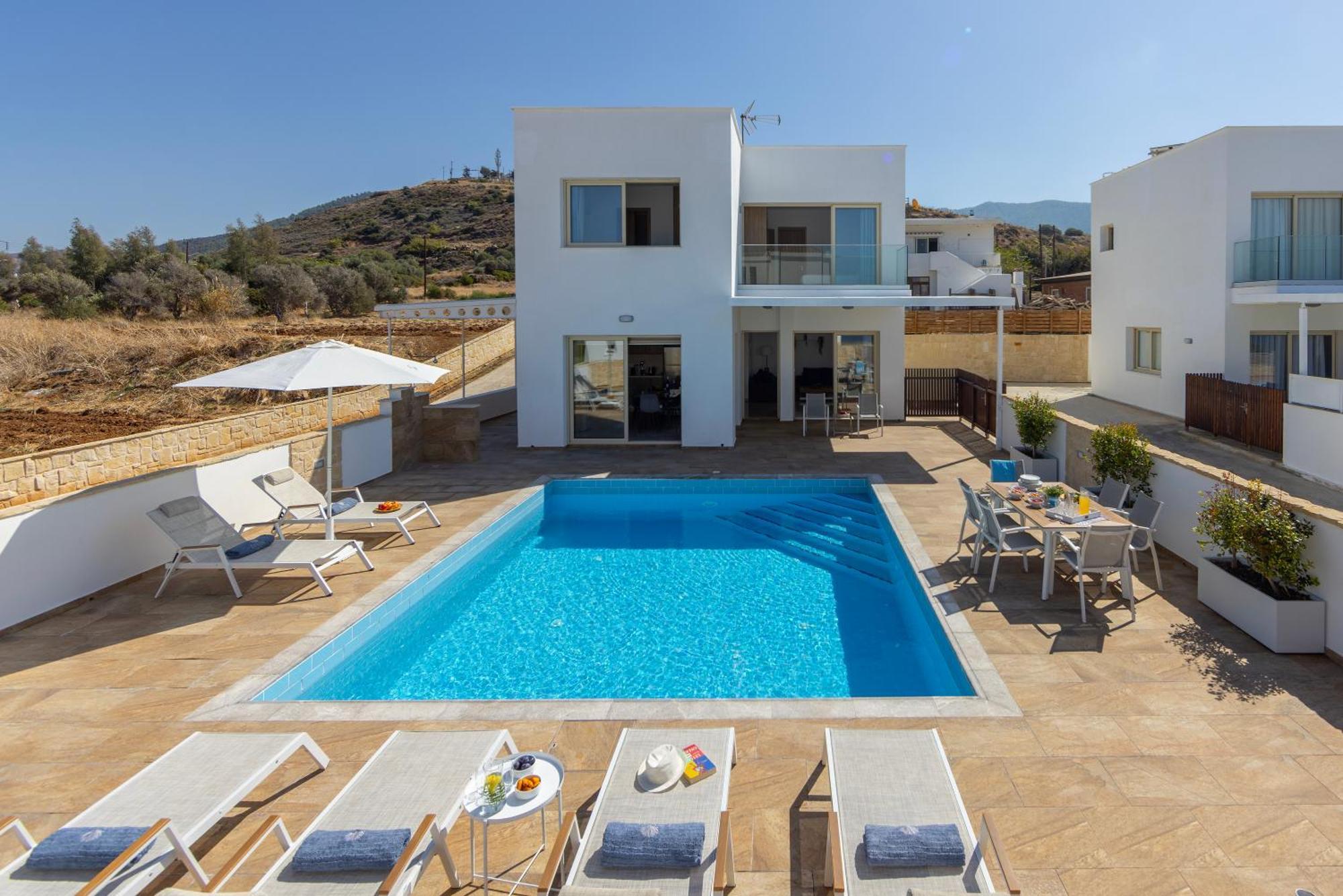 Diana Seaside Villas Pomos Esterno foto