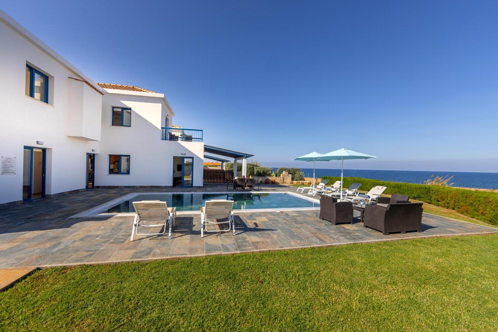 Diana Seaside Villas Pomos Esterno foto