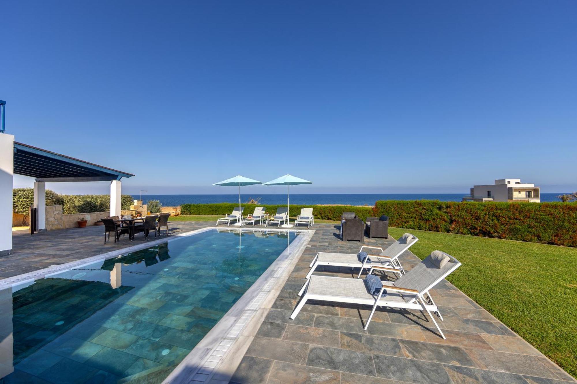 Diana Seaside Villas Pomos Esterno foto