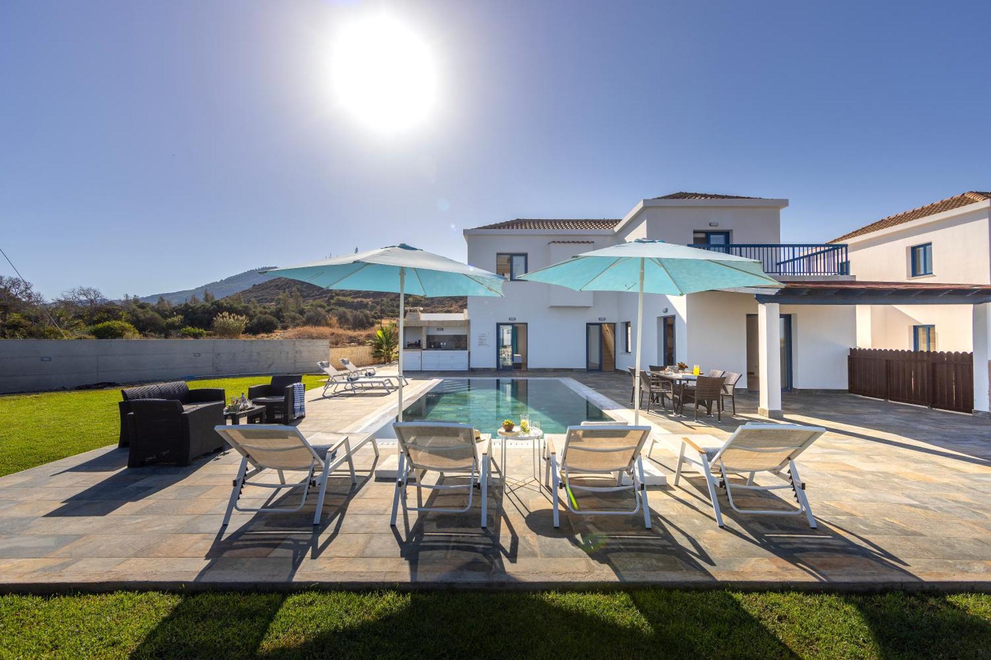 Diana Seaside Villas Pomos Esterno foto